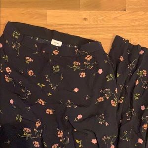 Aritzia Floral Soft Pants